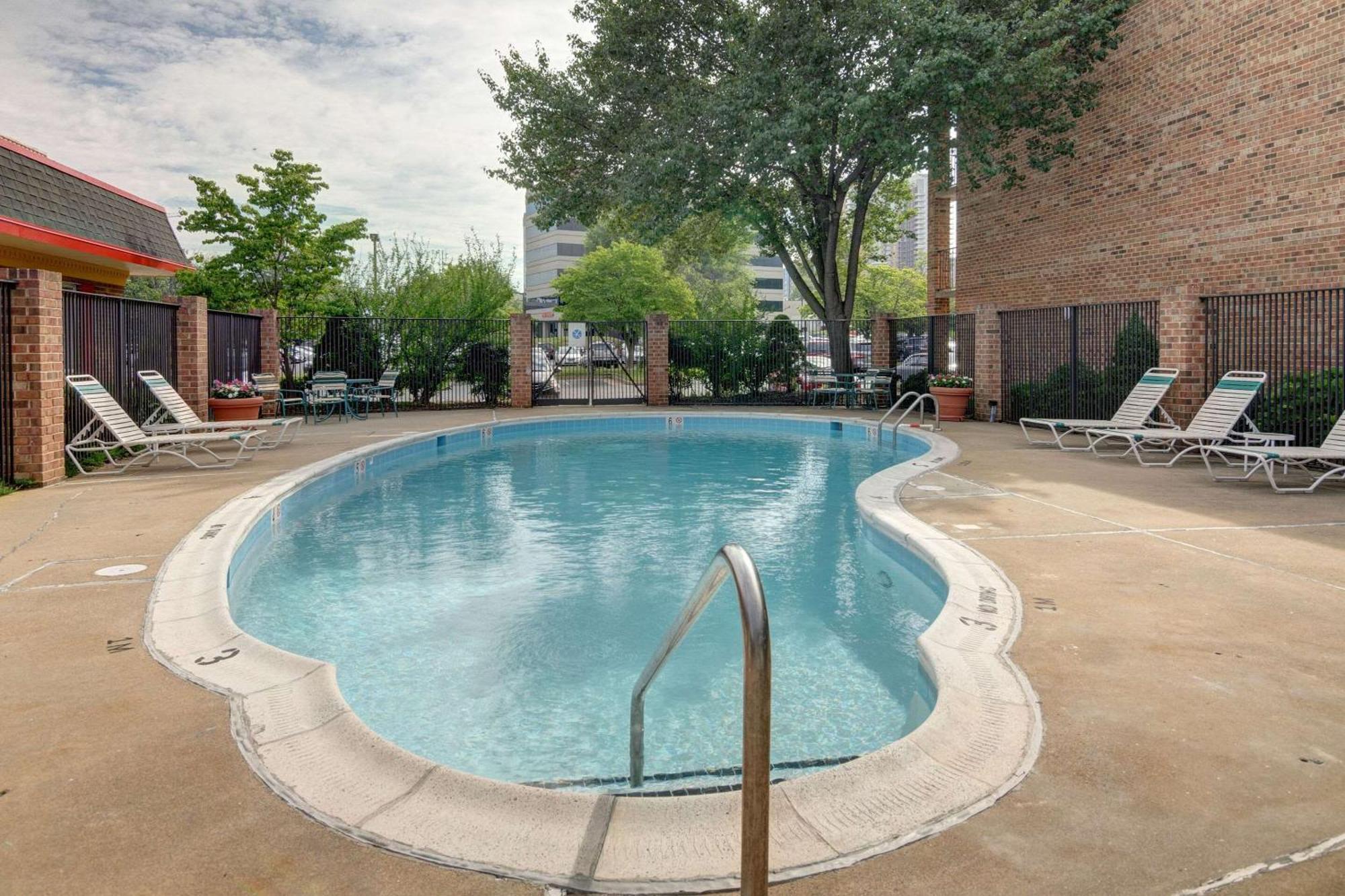 Suburban Studios Tysons Corner Vienna Ngoại thất bức ảnh