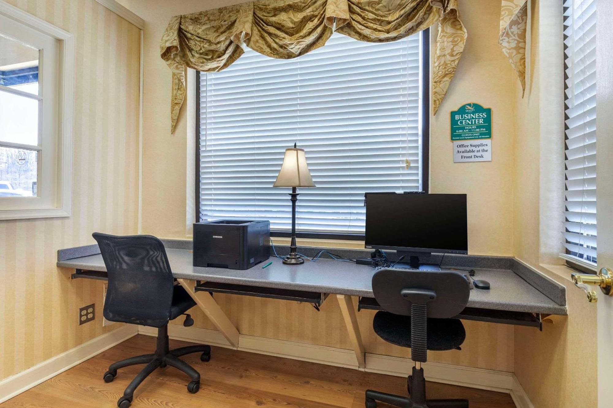 Suburban Studios Tysons Corner Vienna Ngoại thất bức ảnh