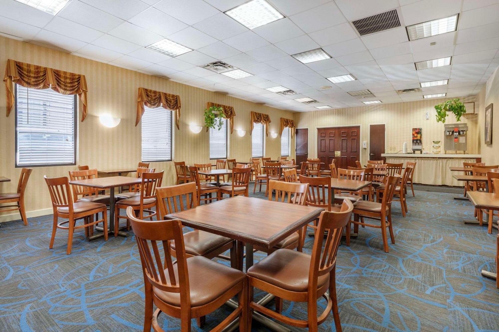 Suburban Studios Tysons Corner Vienna Ngoại thất bức ảnh