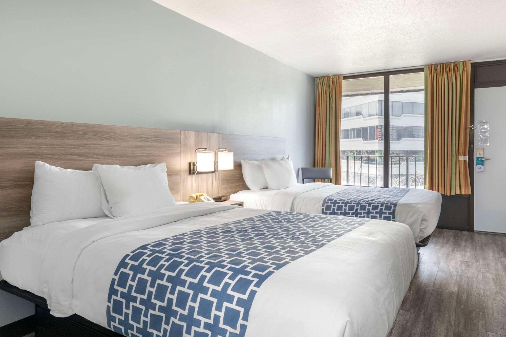 Suburban Studios Tysons Corner Vienna Ngoại thất bức ảnh
